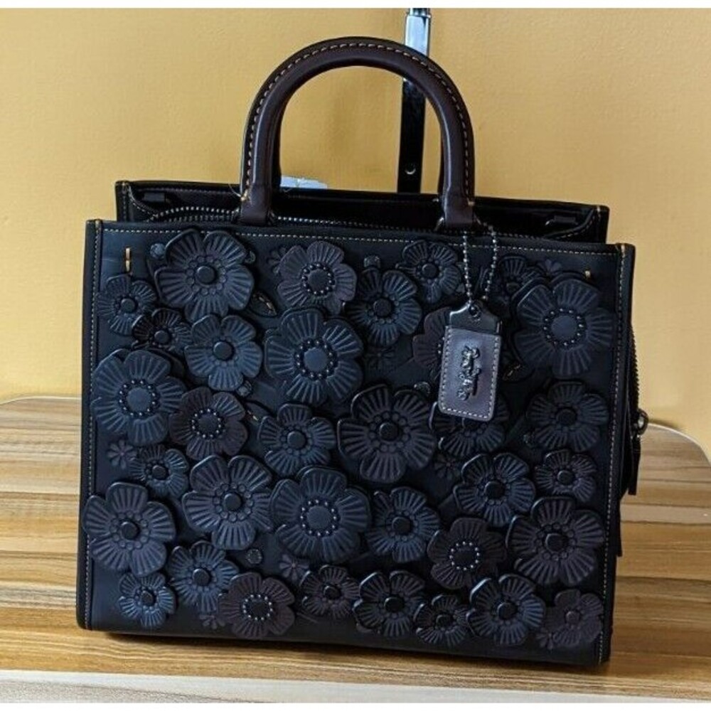 Coach Black Tea Rose Rogue 30